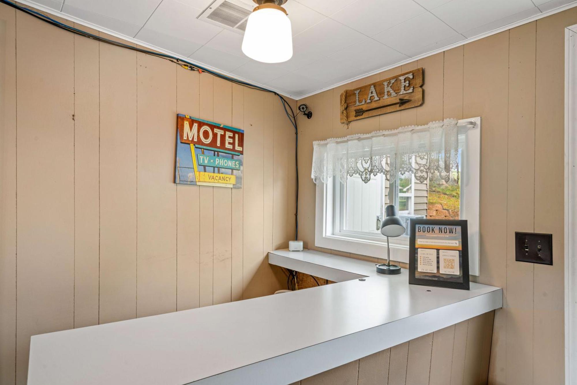South Arm Retreats Motel East Jordan Exterior foto