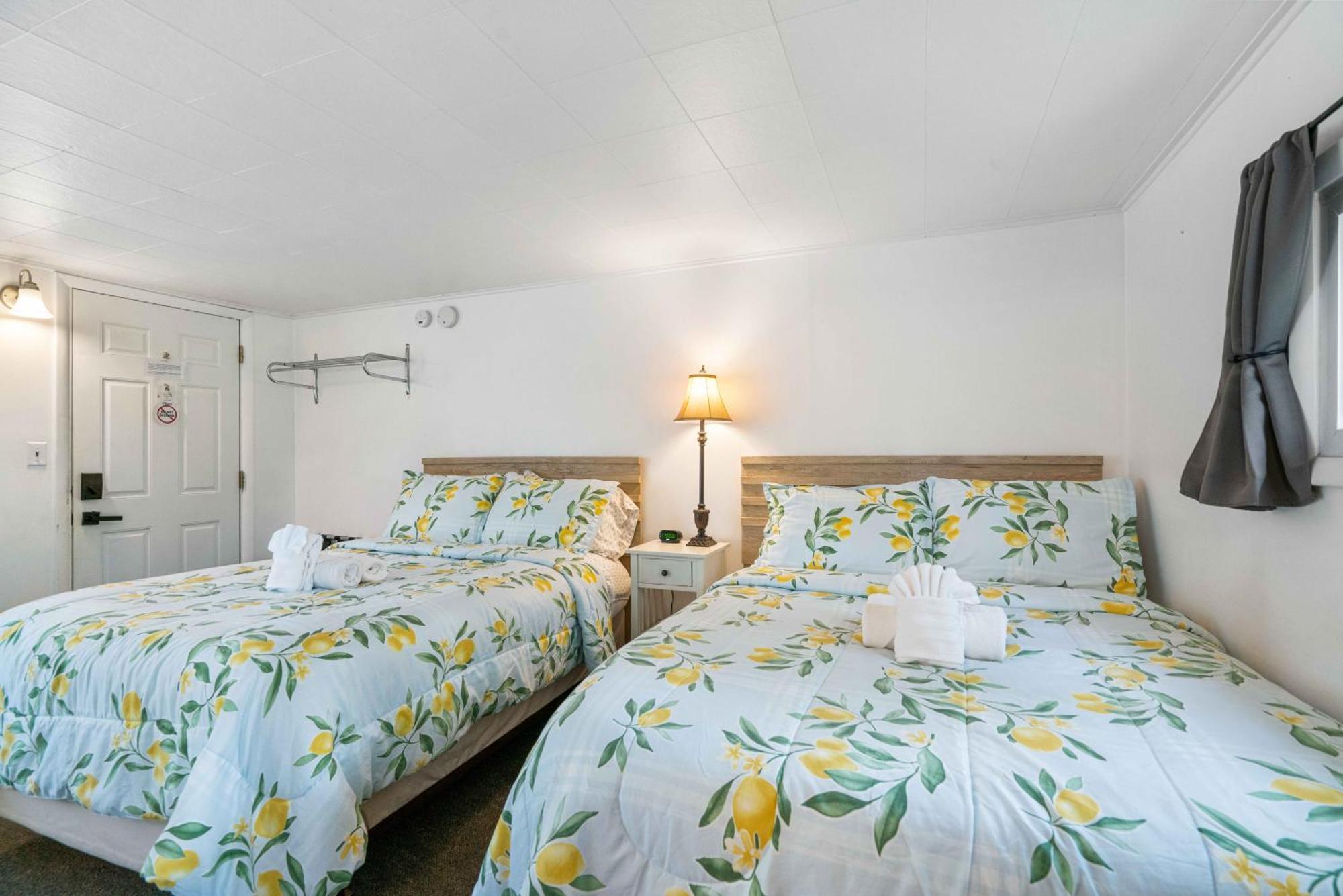 South Arm Retreats Motel East Jordan Exterior foto