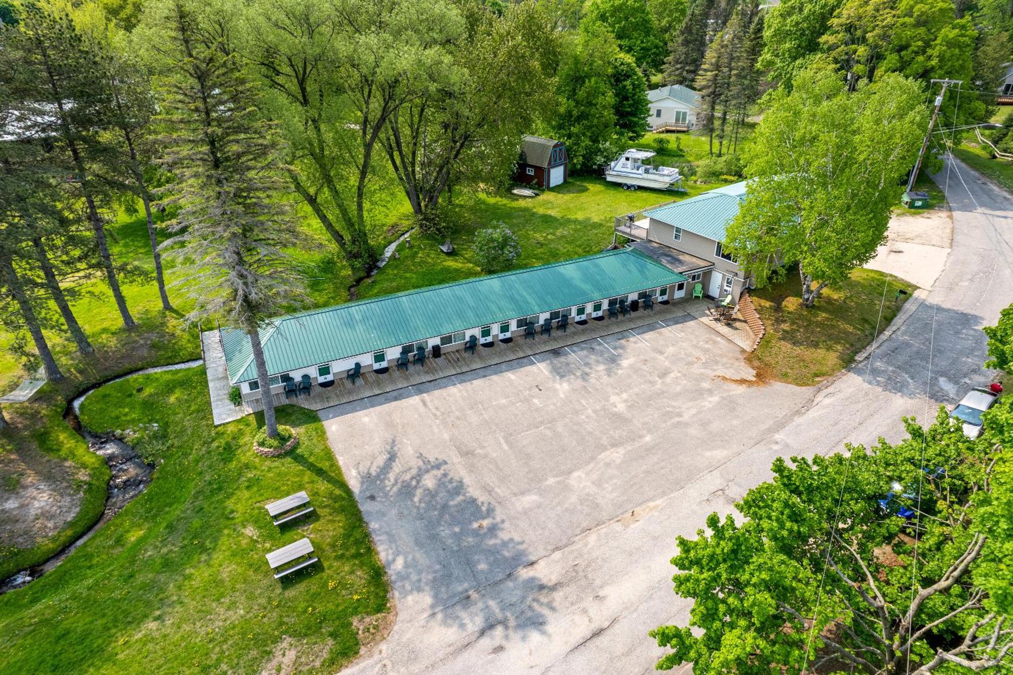 South Arm Retreats Motel East Jordan Exterior foto